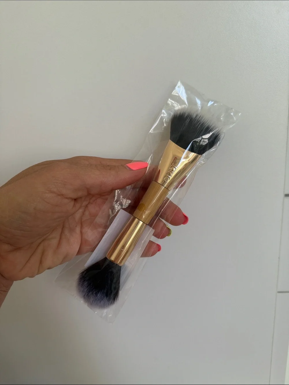 Tarte double ended cream and powder brush